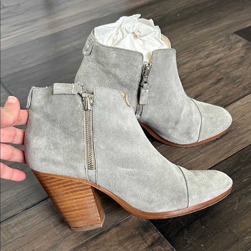 rag & bone Light Gray Suede Ankle Booties SZ 39